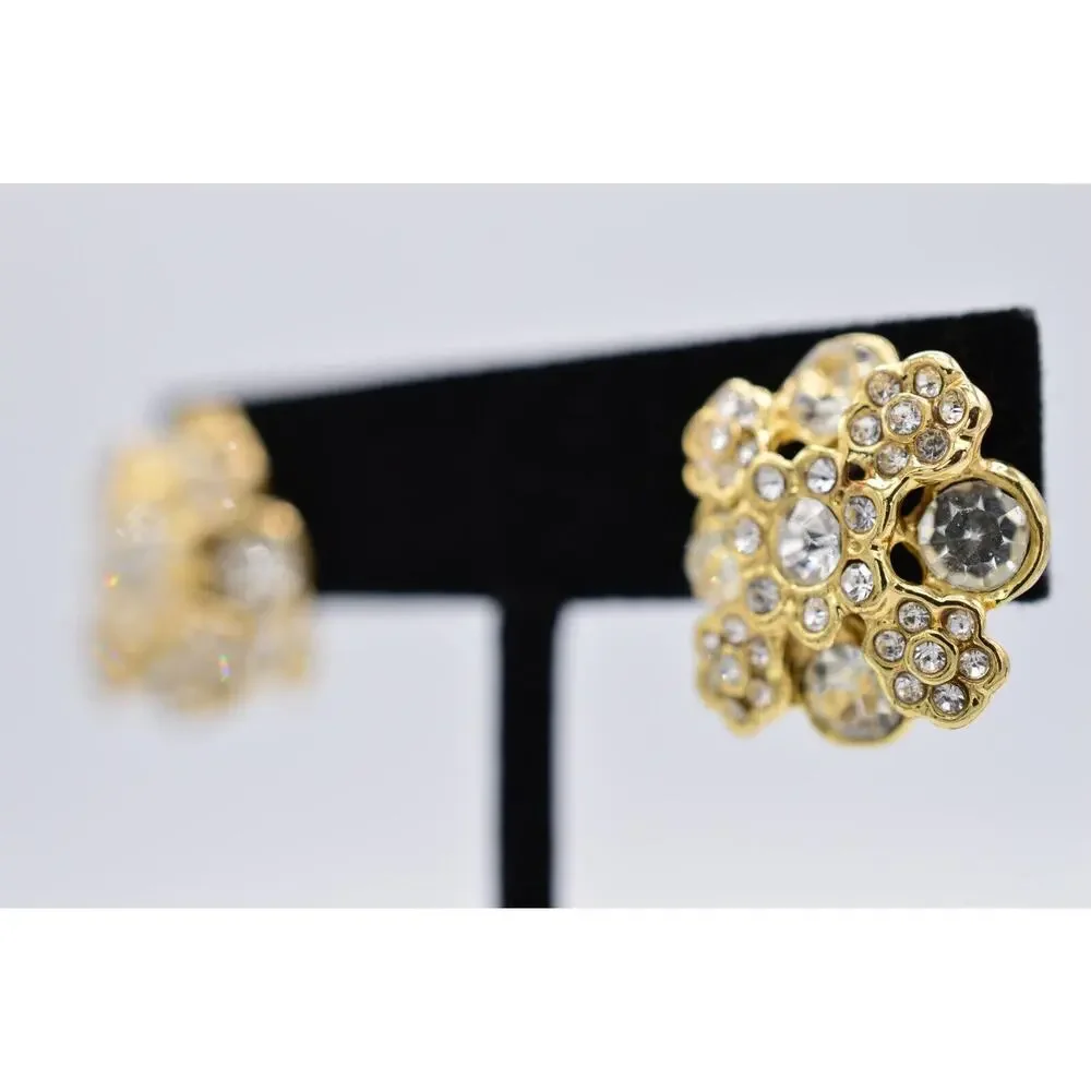 Vintage Crystal Flower Clip On Earrings Rhinestone Gold Tone Shiny 1980s BinAF